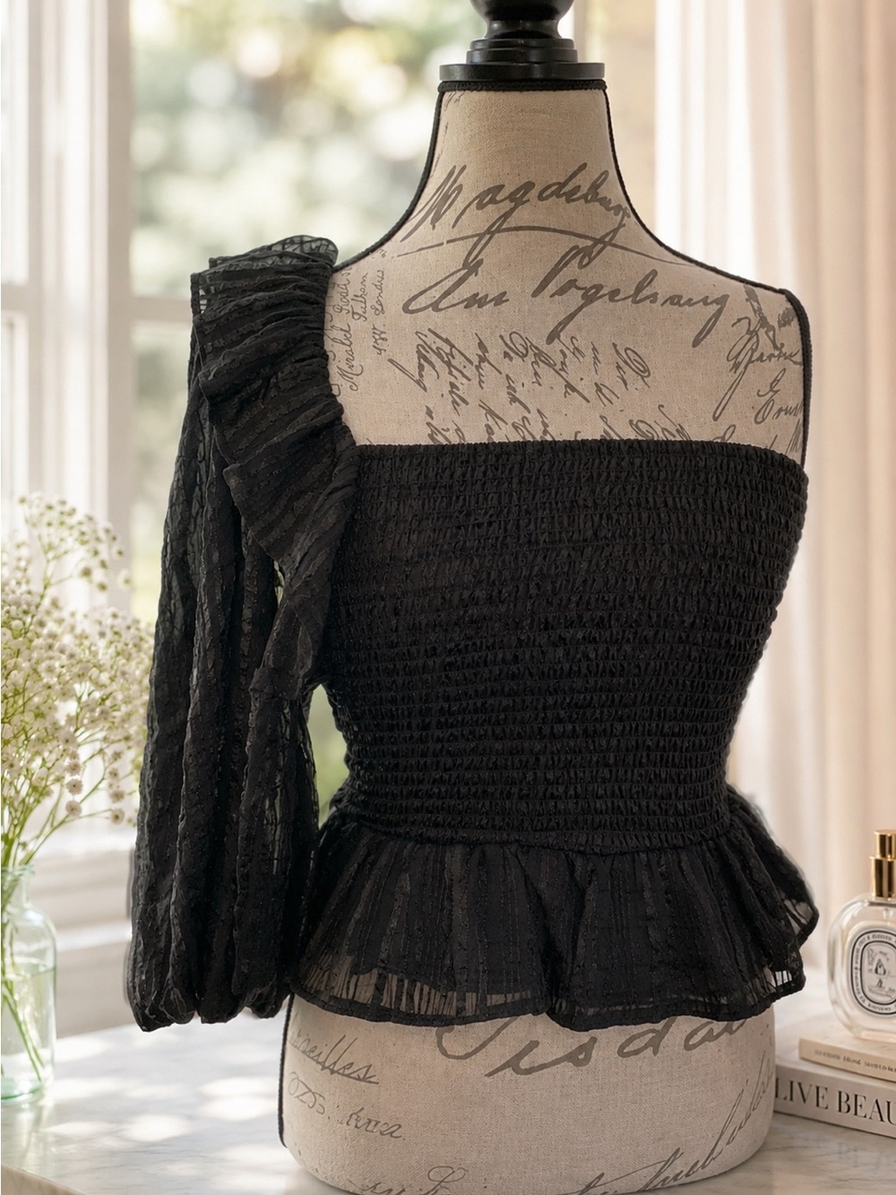 vestique Black Textured Fabric Top